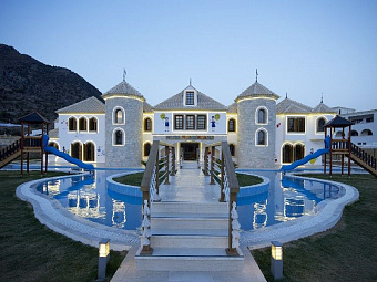 MITSIS BLUE DOMES EXCLUSIVE RESORT & SPA 5* DELUXE.