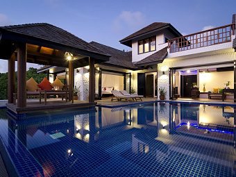 Bedroom Family Villa With Pool