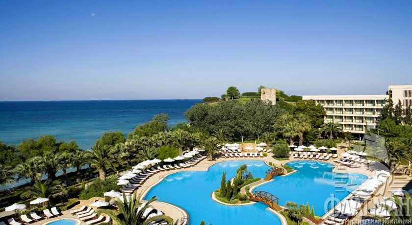 SANI BEACH HOTEL & SPA 5