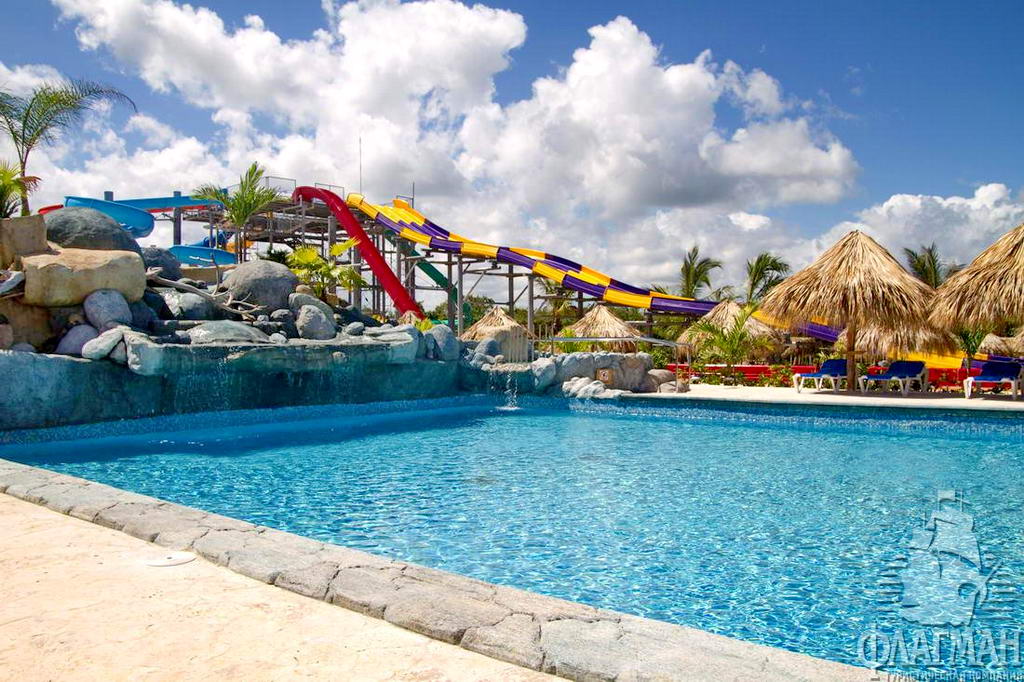 Водные горки в Sirenis Punta Cana Resort 5*