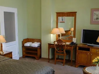  Отель BRISTOL GEORGY HOUSE 4*