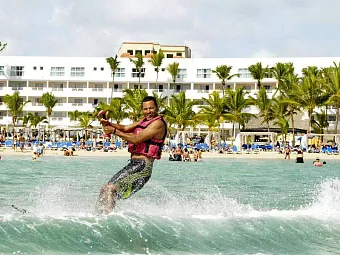 Отель BE LIVE HAMACA BEACH 4*
