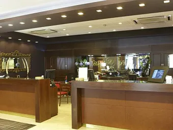Отель PLAZA ANDORRA LA VELLA 5*