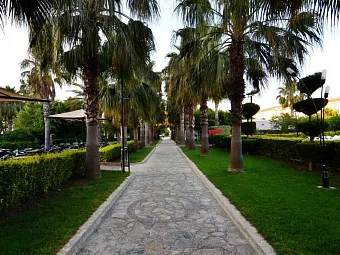 Отель ROYAL GARDEN SELECT HOTEL 5*