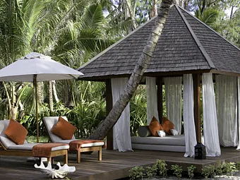 DENIS PRIVATE ISLAND 4*