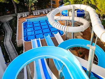 Бассейны и пляж в отеле RUBI PLATINUM SPA RESORT & SUITE 5*