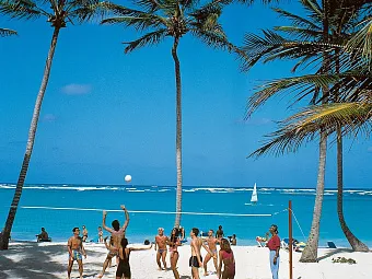  Пляж в отеле THE ROYAL SUITES TURQUESA BY PALLADIUM 5*