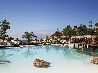 GRAN HOTEL BAHIA DEL DUQUE RESORT 5*