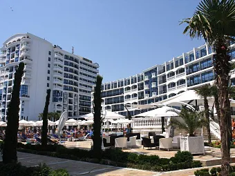 Отель CHAIKA RESORT 4*