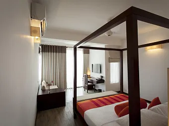 Отель THE CALM RESORT & SPA 4*