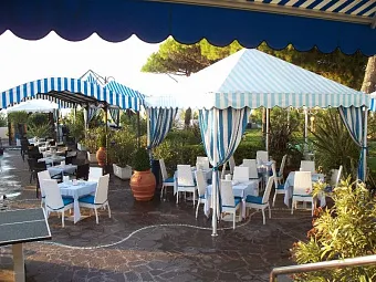  Отель MONACO & QUISISANA 4*