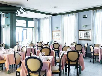  Отель MONACO & QUISISANA 4*