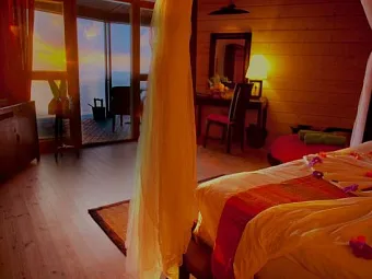 Отель KOMANDOO ISLAND RESORT 4*