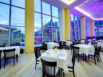  Загородный отель LES ART RESORT 4*