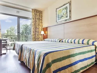 Отель BEST CAMBRILS 4*