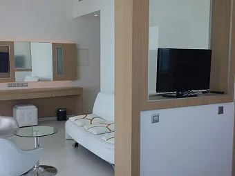 Отель VRISSAKI BEACH HOTEL 3*