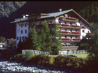 Отель PARKHOTEL SOELDEN 4*