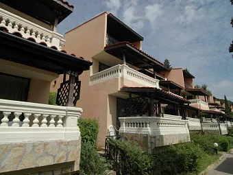 Территория отеля VILLAS ELENITE 4*