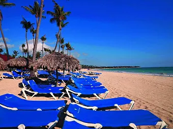 Пляж отеля BAVARO PRINCESS ALL SUITES RESORT, SPA & CASINO 5*