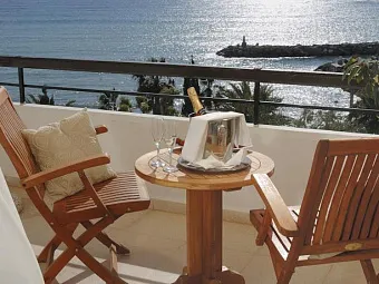 CORAL BEACH HOTEL & RESORT CYPRUS 5*, Кипр, Пафос.
