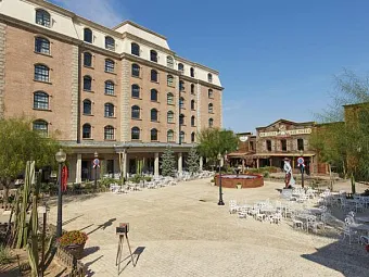 Отель PORTAVENTURA HOTEL GOLD RIVER 4*