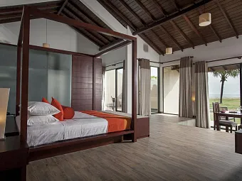 Отель THE CALM RESORT & SPA 4*