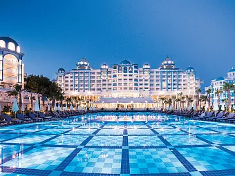 Отель RUBI PLATINUM SPA RESORT & SUITE 5*