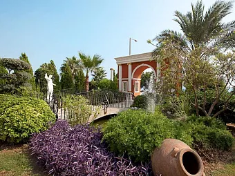Отель ANTIQUE ROMAN PALACE 4*