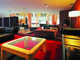 Лобби в отеле PALAS  PINEDA 4*