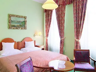  Отель BRISTOL DOM PAVLOVA 4*