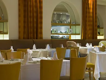 Отель RADISSON BLU ULYSSE RESORT THALASSO 5*
