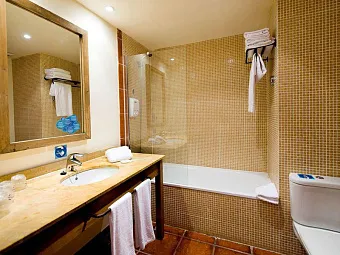 Отель HOTEL EL PASO PORT AVENTURA 4*