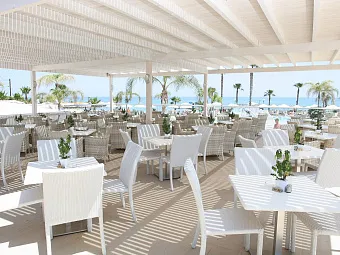  Отель MARLITA BEACH HOTEL APTS 4*