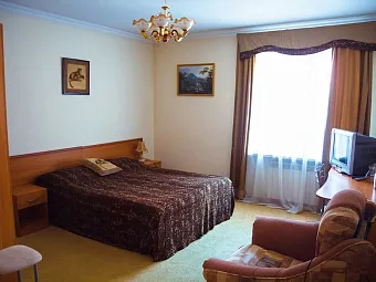 Отель ШАТО ЛЕОПАРД 3*