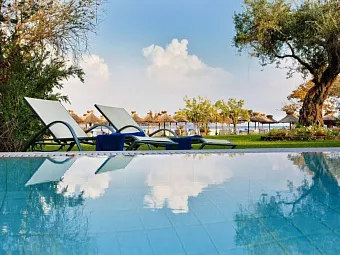 Отель KONTOKALI BAY RESORT & SPA 5*