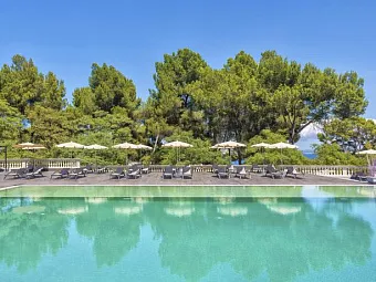  Отель THE FERGUS RESORT 4*