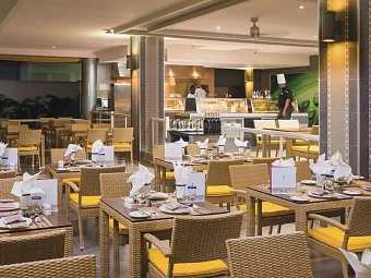  Отель RIU REGGAE 4*