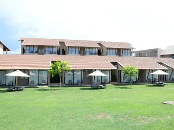 Отель THE CALM RESORT & SPA 4*