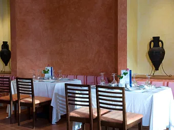 Отель GOLDEN TULIP TAJ SULTAN 5*