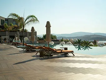 CARESSE A LUXURY COLLECTION RESORT & SPA 5 *
