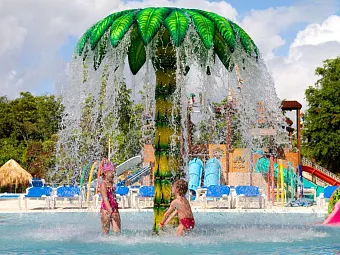 Отель SIRENIS COCOTAI BEACH RESORT CASINO & AQUAGAMES 5*