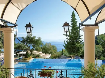 Отель GRECOTEL DAPHNILA BAY THALASSO 4*
