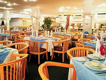 Отель ALADDIN BEACH RESORT 4*