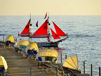 Отель AZURA DELUXE RESORT & SPA 5*