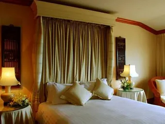 THE NAI HARN 5*