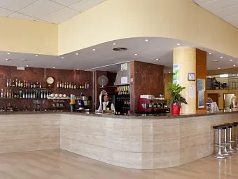 Отель H.TOP ROYAL SUN SUITES 4*+