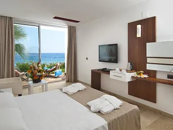 Отель YALIHAN UNA HOTEL 4*
