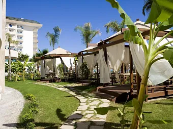 Отель SAPHIR RESORT & SPA 5*