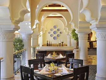Отель ONE & ONLY ROYAL MIRAGE 5*