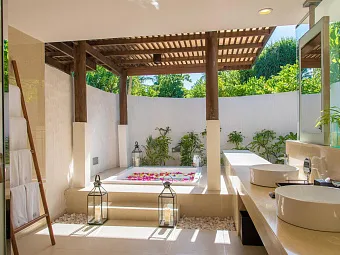 Beach Residence With Plunge Pool